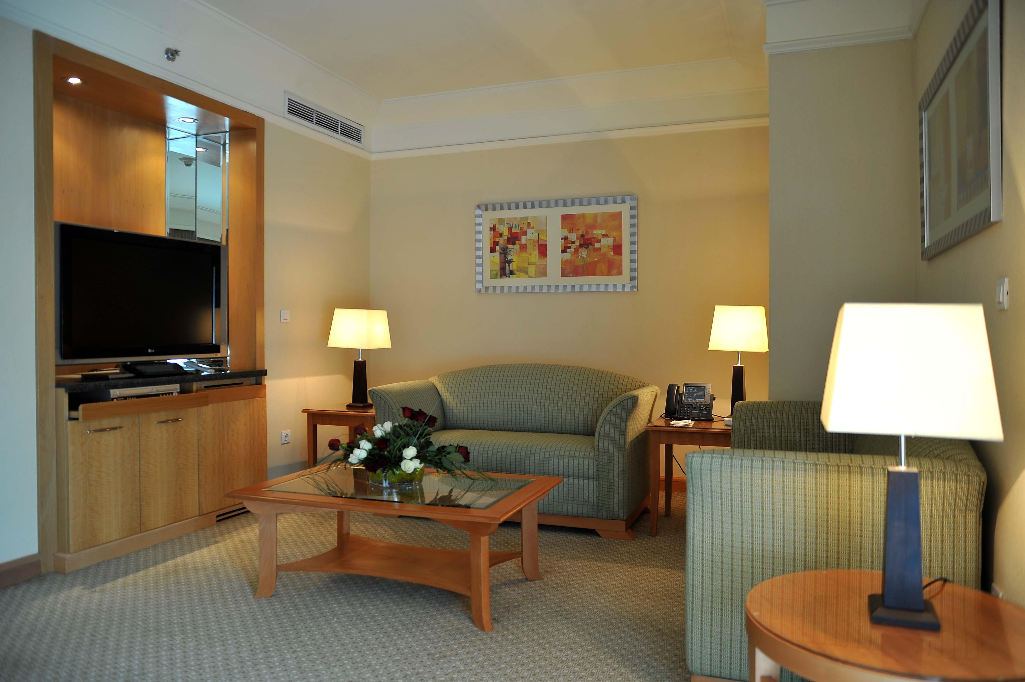 Hotel Citystars By Ihg Cairo